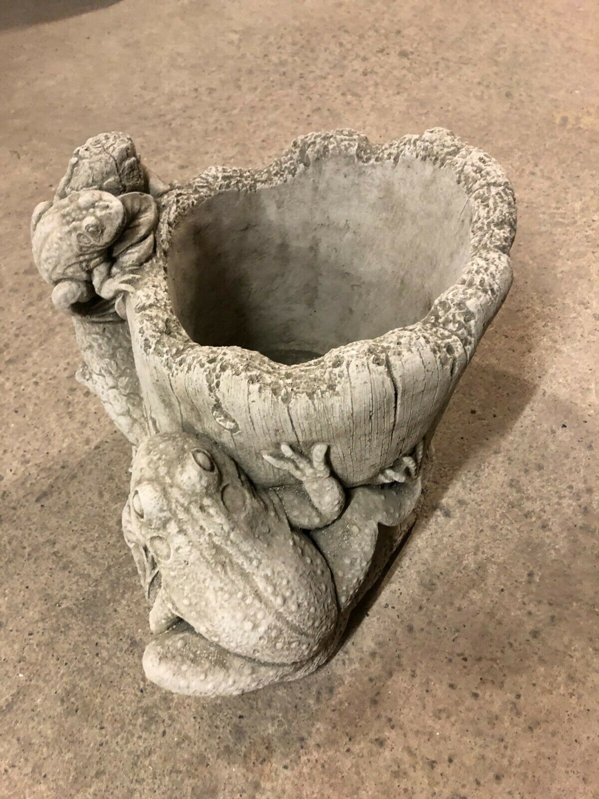Stone Frog Planter Pot