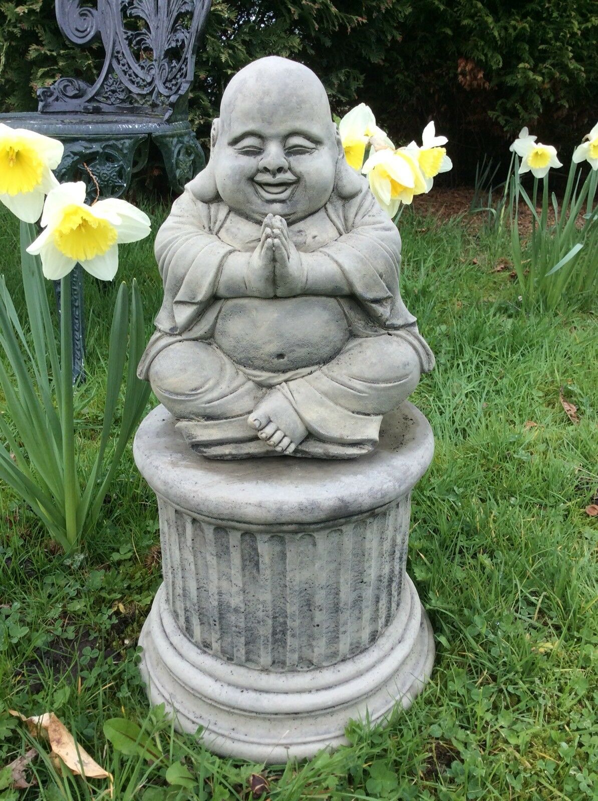 Stone Praying Buddha Plinth Statue