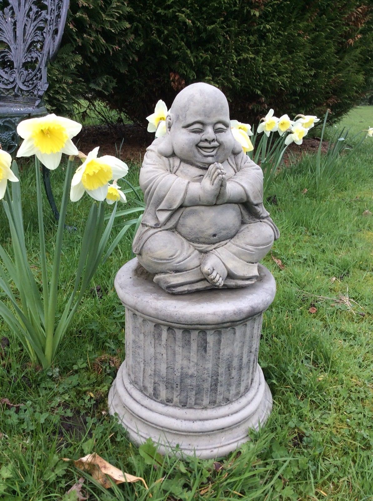 Stone Praying Buddha Plinth Statue