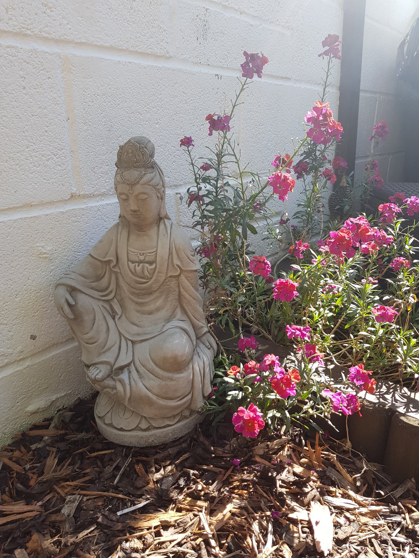 Kuan Yin Garden Statue - Stone Sculpture Ornament