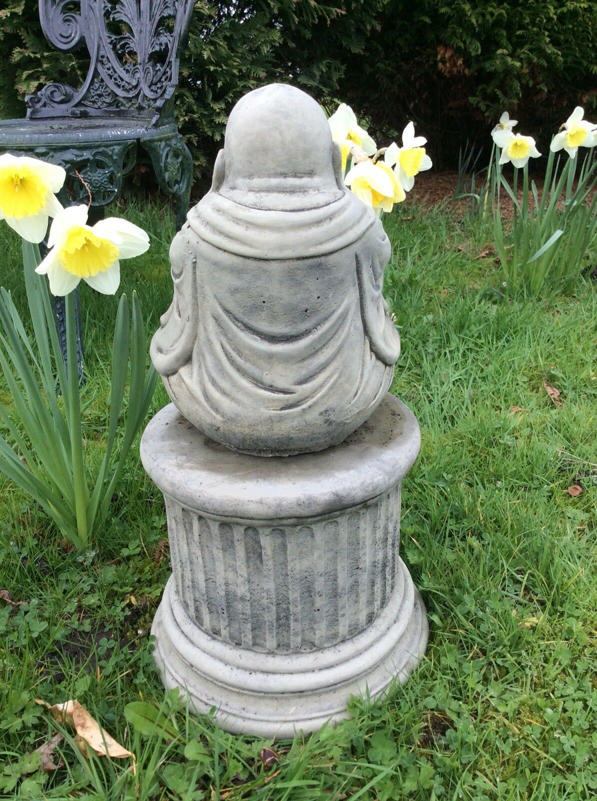 Stone Praying Buddha Plinth Statue