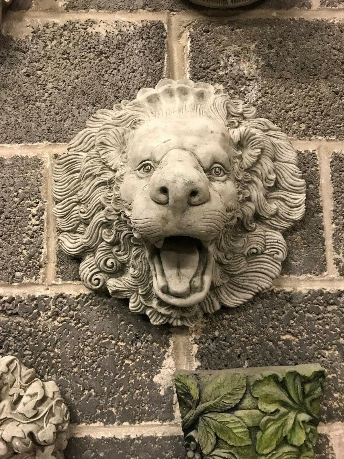 Stone Roaring Lion Wall Feature/Spout