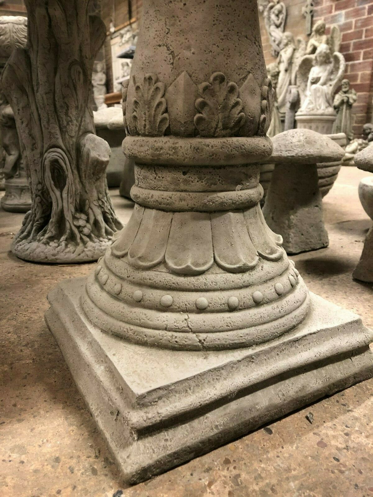 Classic Stone Garden Bird Bath with Antique Finish
