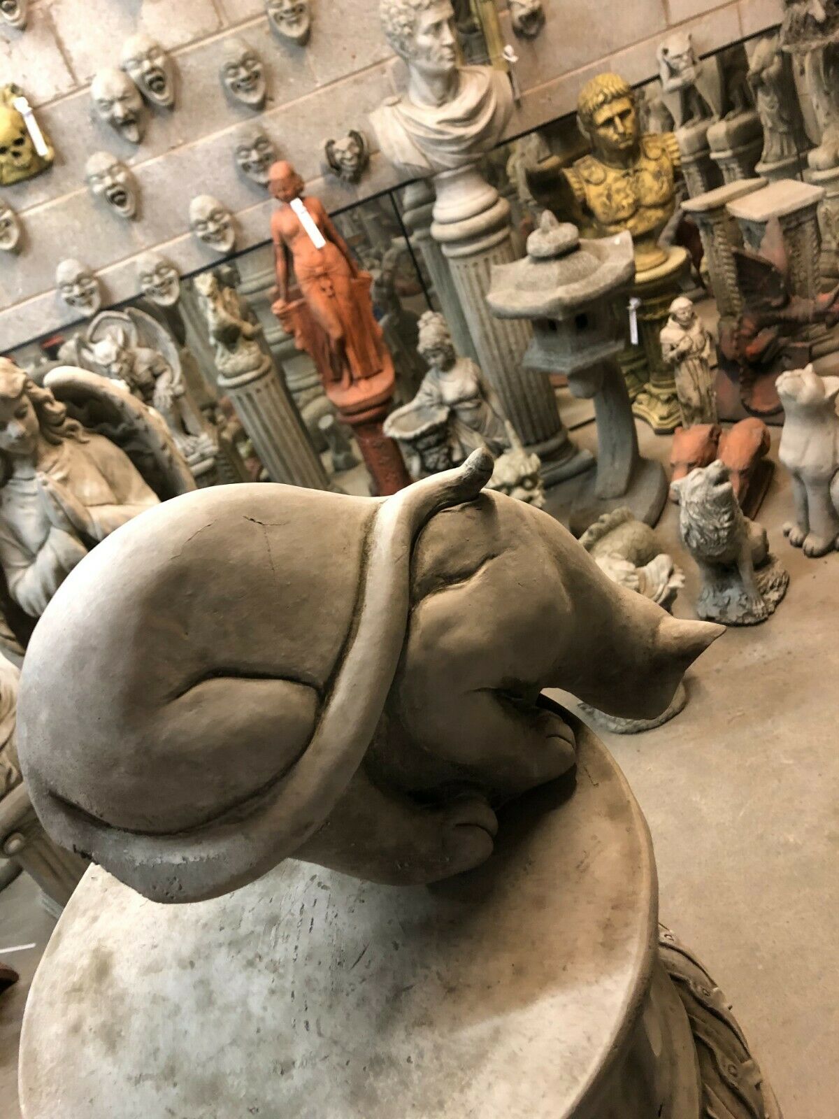 Stone Pouncing Cat Ornament
