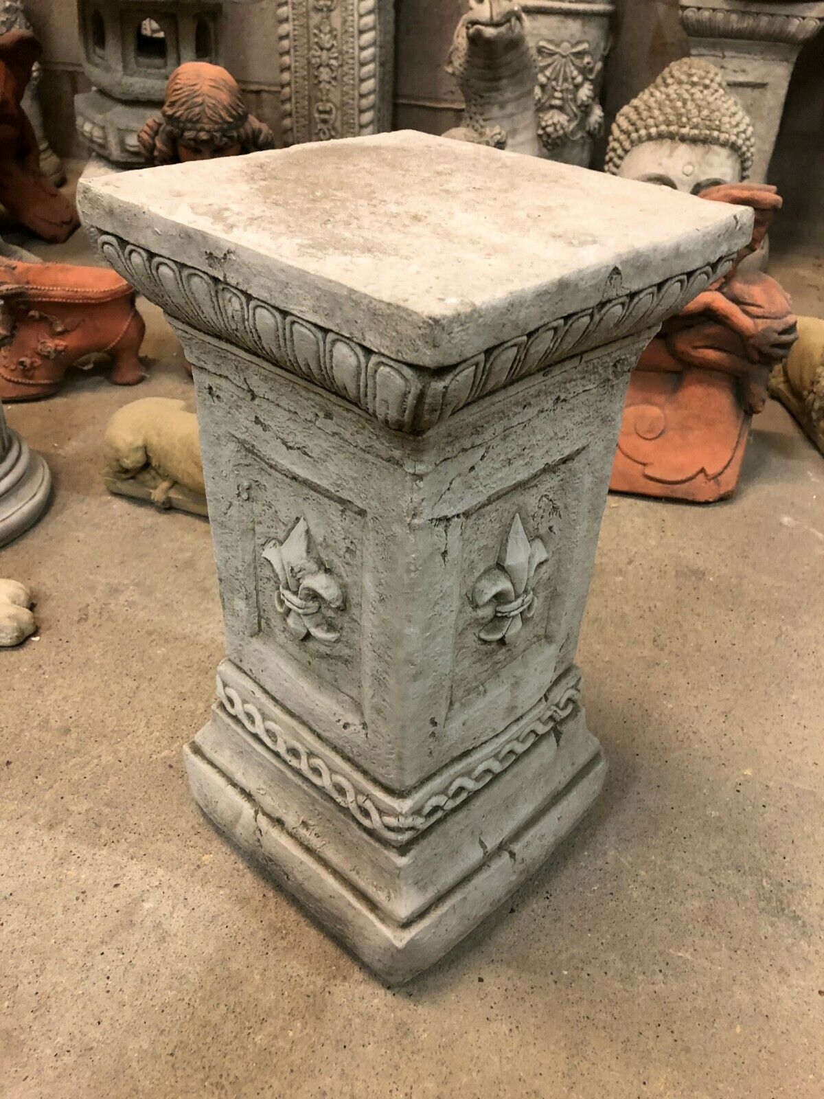 Stone Fleur De Lis Pedestal/Plinth