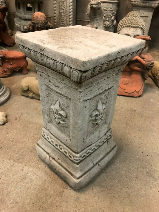 Stone Fleur De Lis Pedestal/Plinth