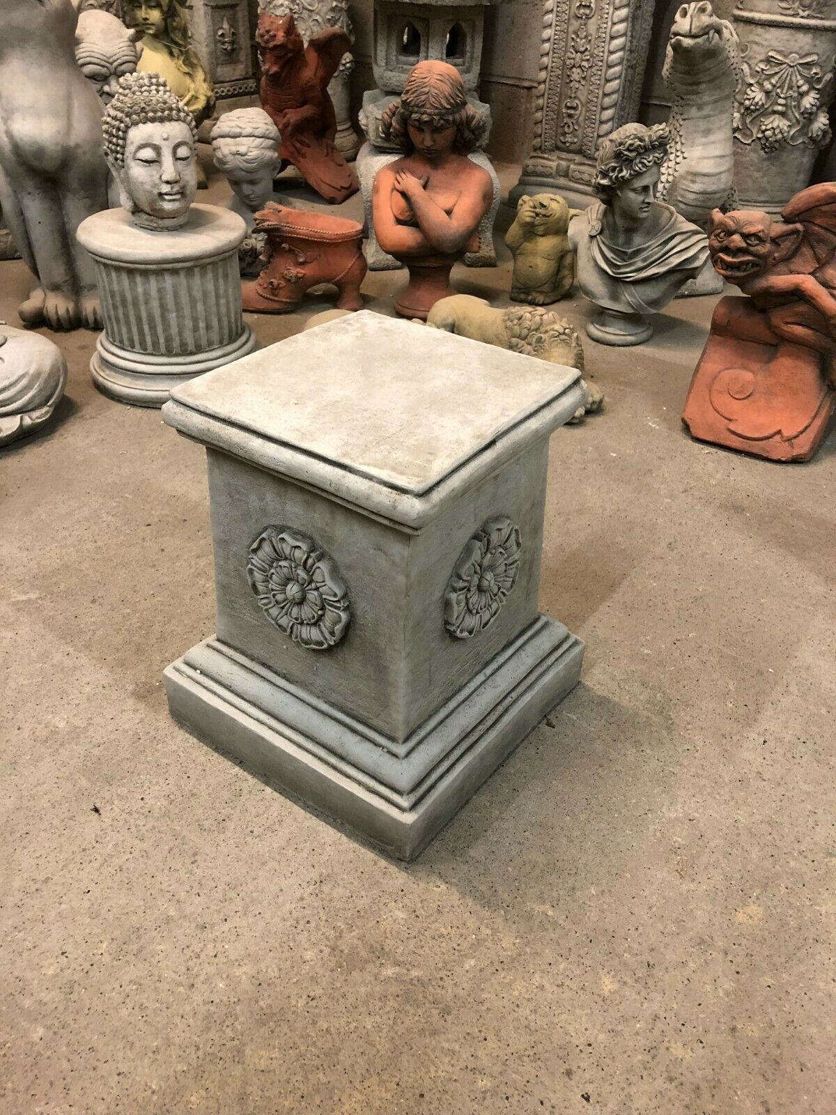 Stone Square Yorkshire Rose Pedestal/Plinth