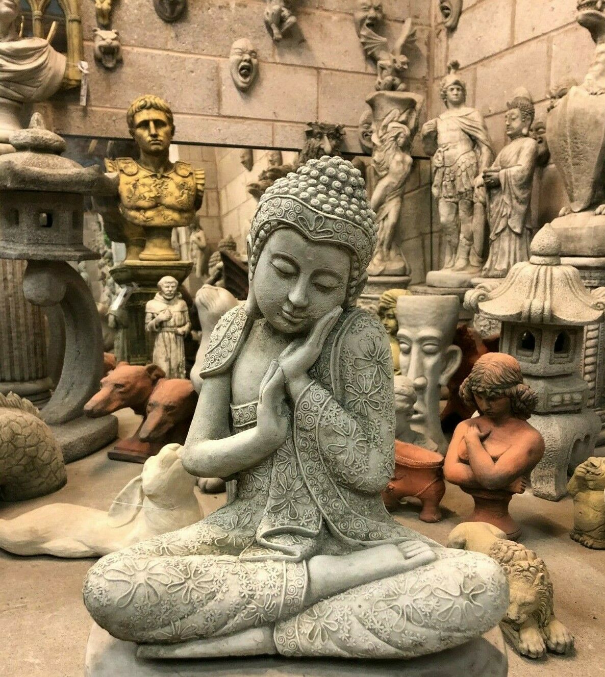 Stone Hands on Cheek Buddha Ornament