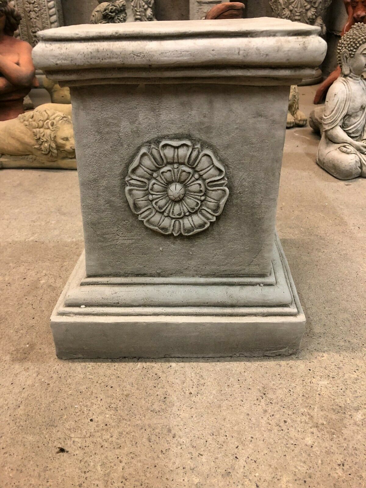 Stone Square Yorkshire Rose Pedestal/Plinth