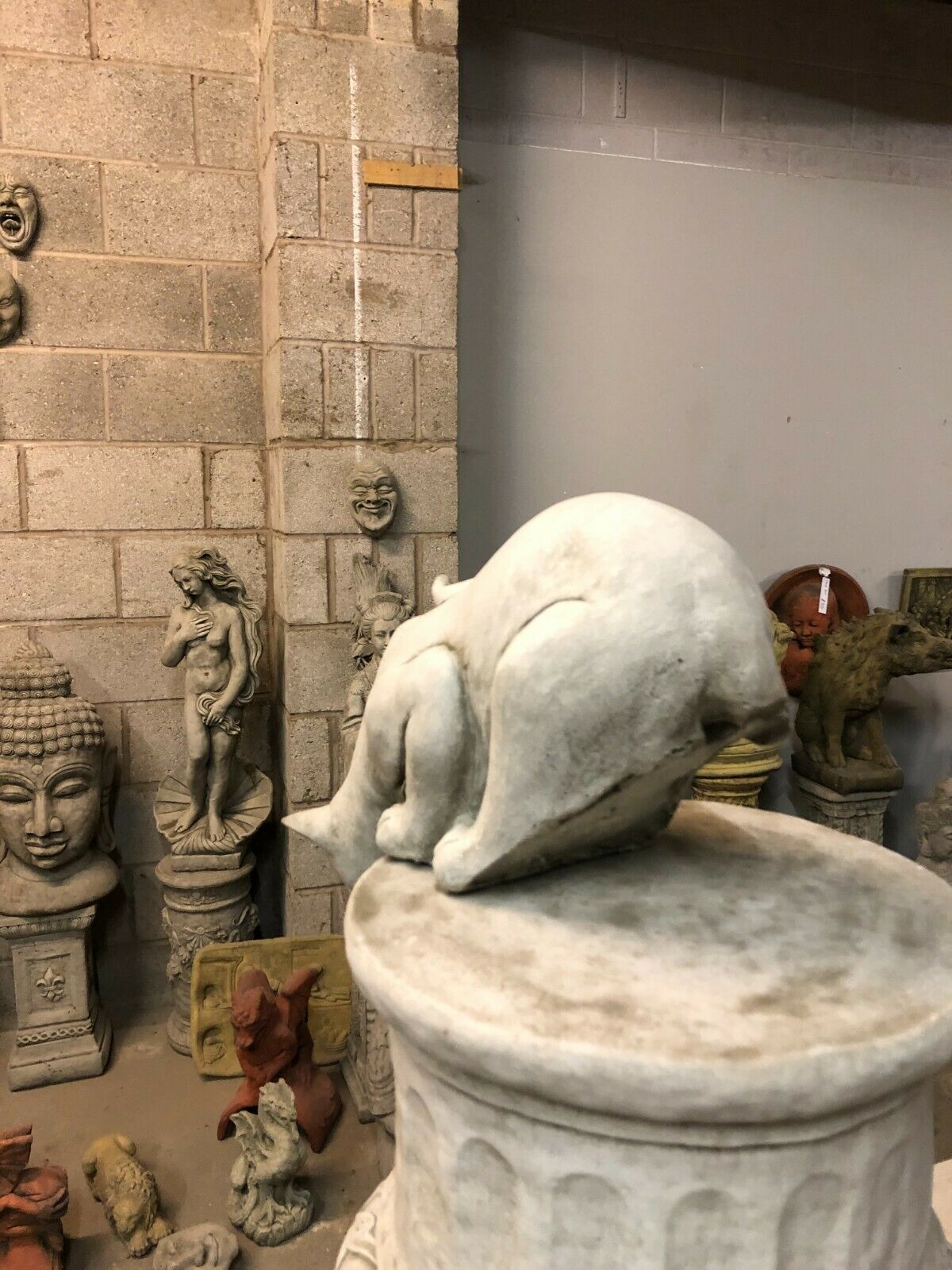 Stone Pouncing Cat Ornament