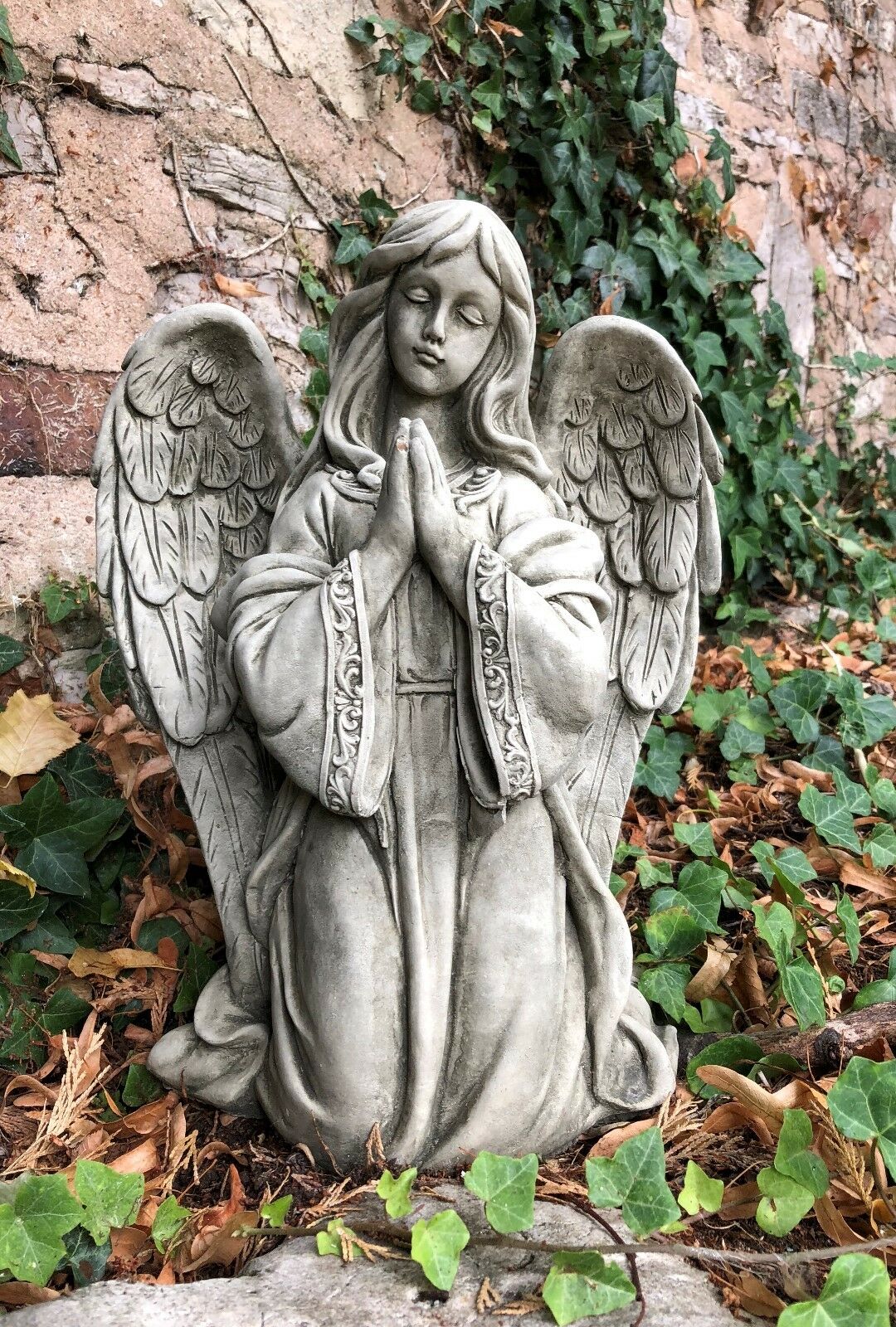 Stone Kneeling Praying Angel Ornament