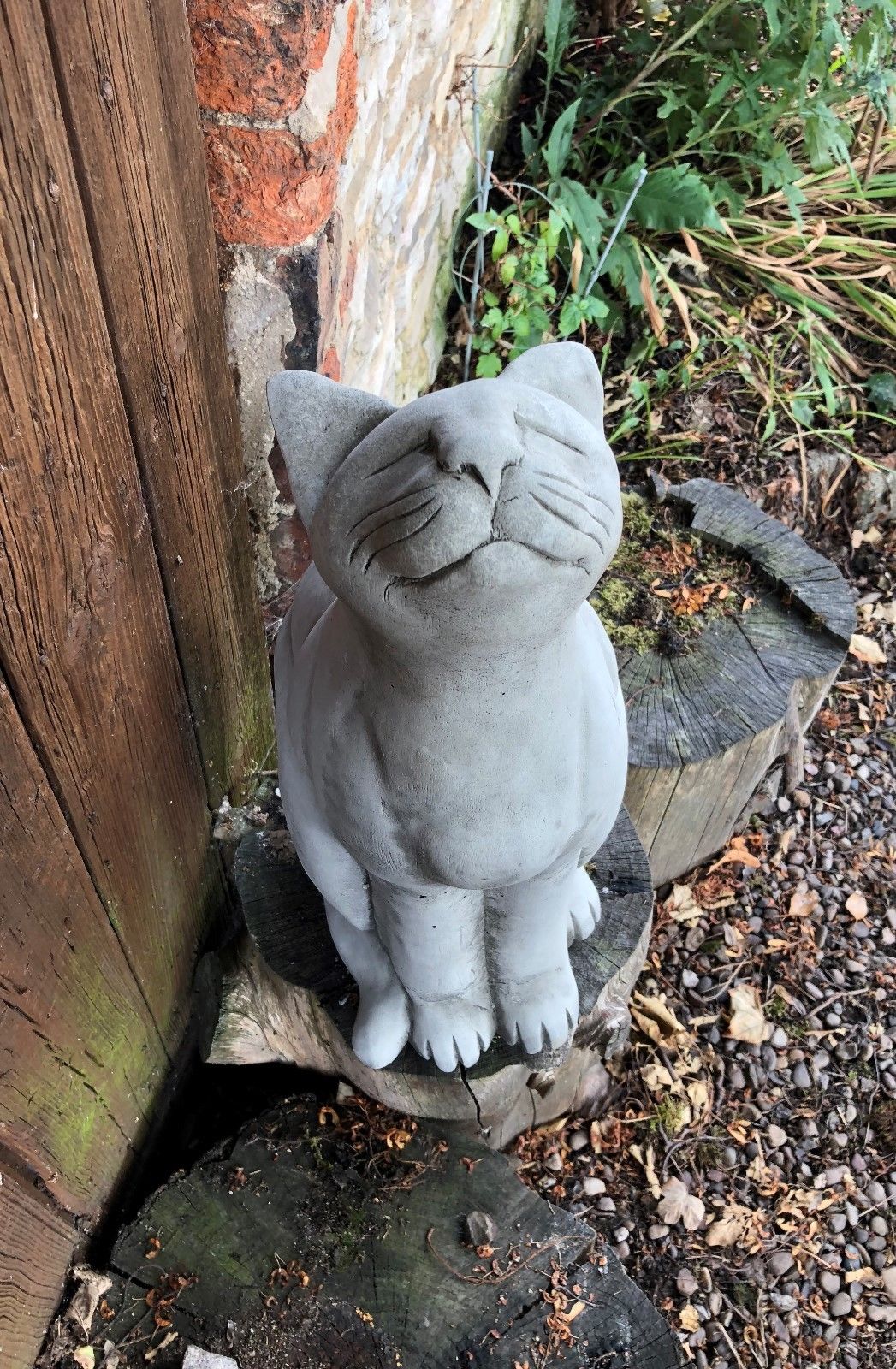 Stone Gazing Cat Ornament