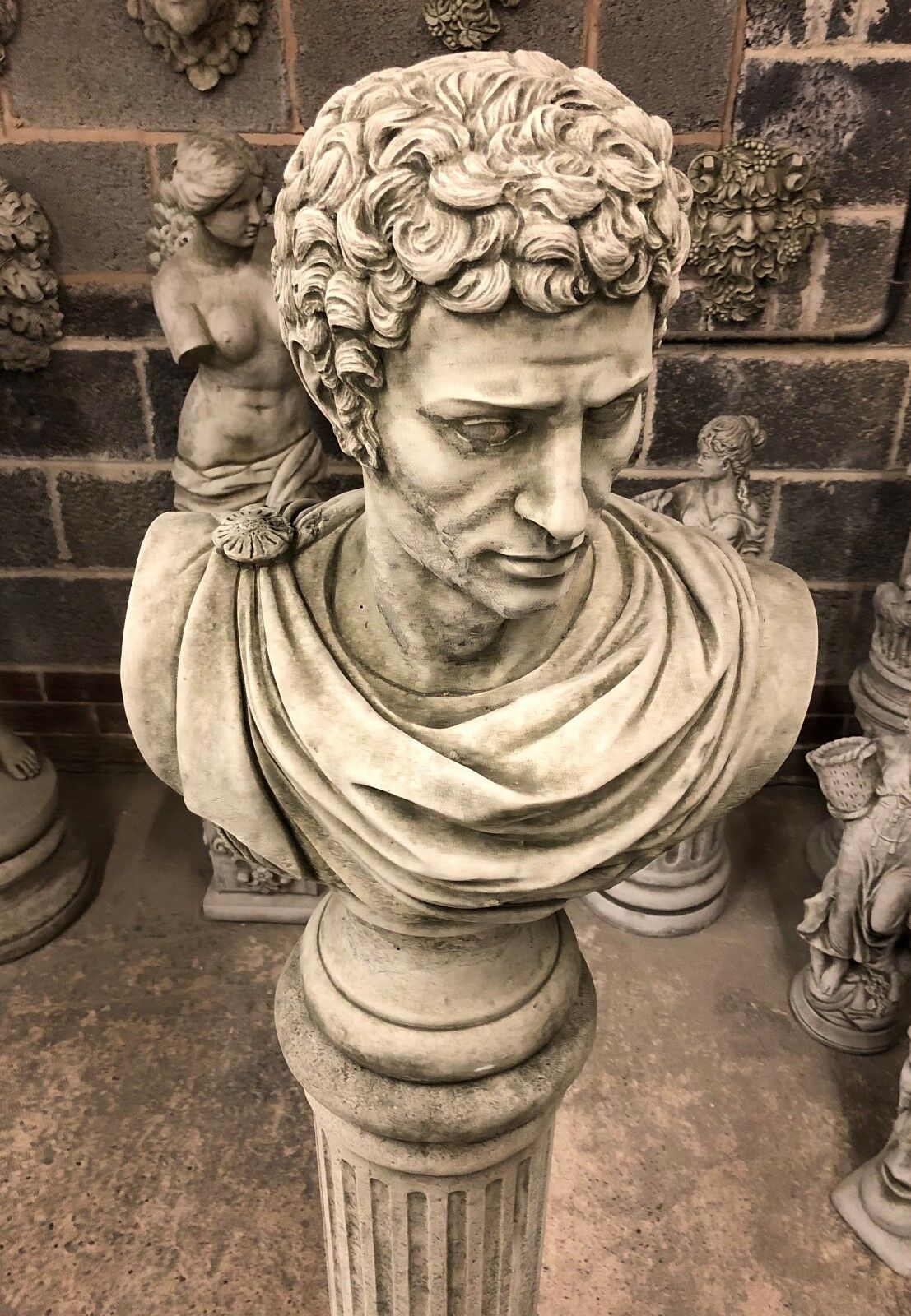 Marc Anthony Garden Bust Ornament