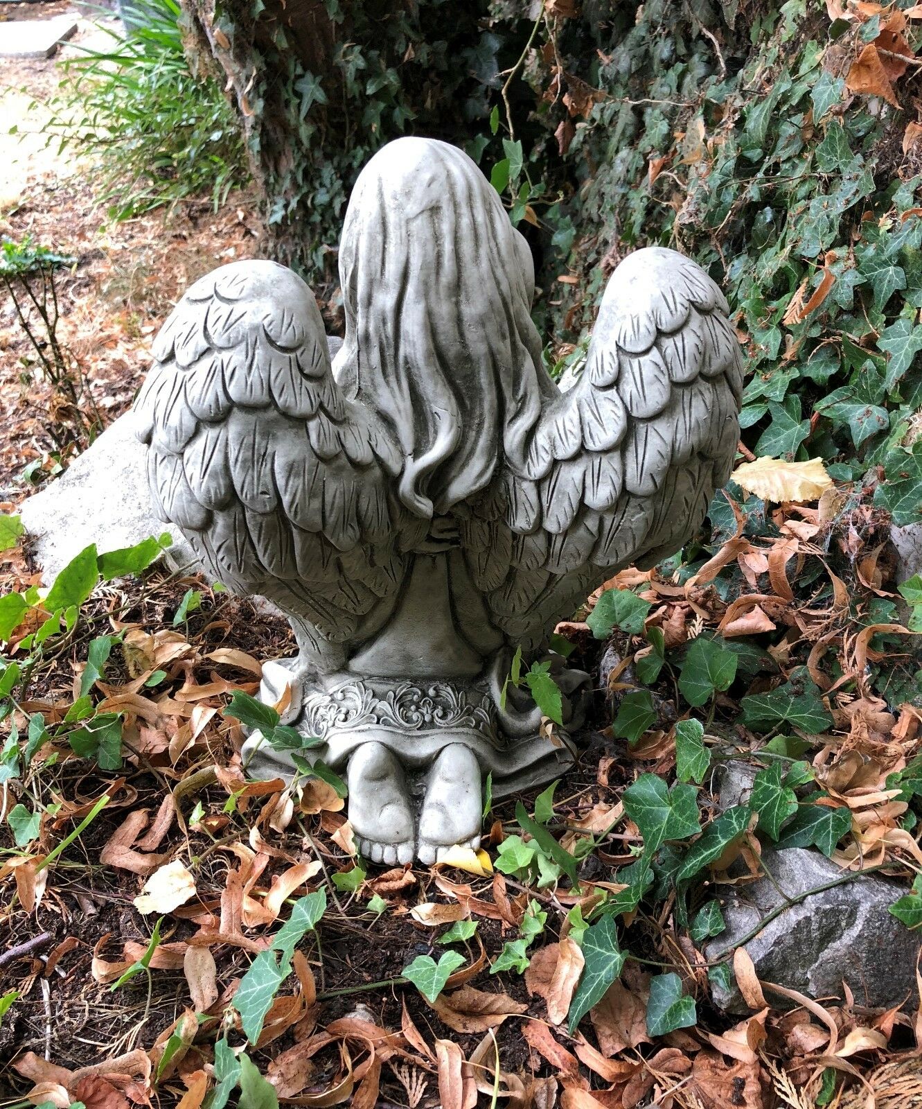Stone Kneeling Praying Angel Ornament