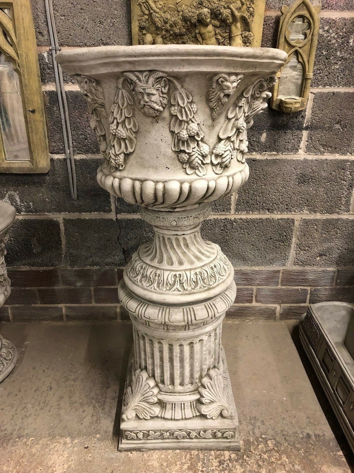 Bacchus Design Stone Garden Urn Planters