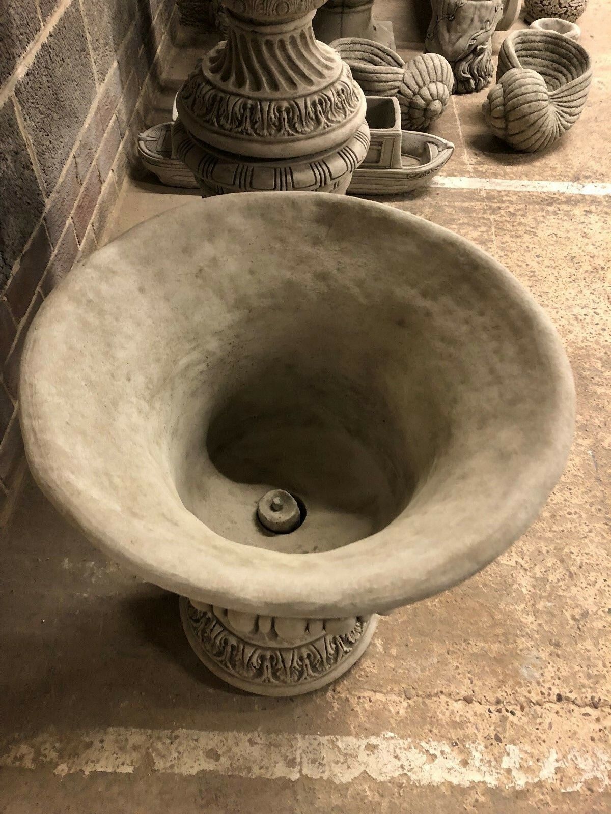 Bacchus Design Stone Garden Urn Planters