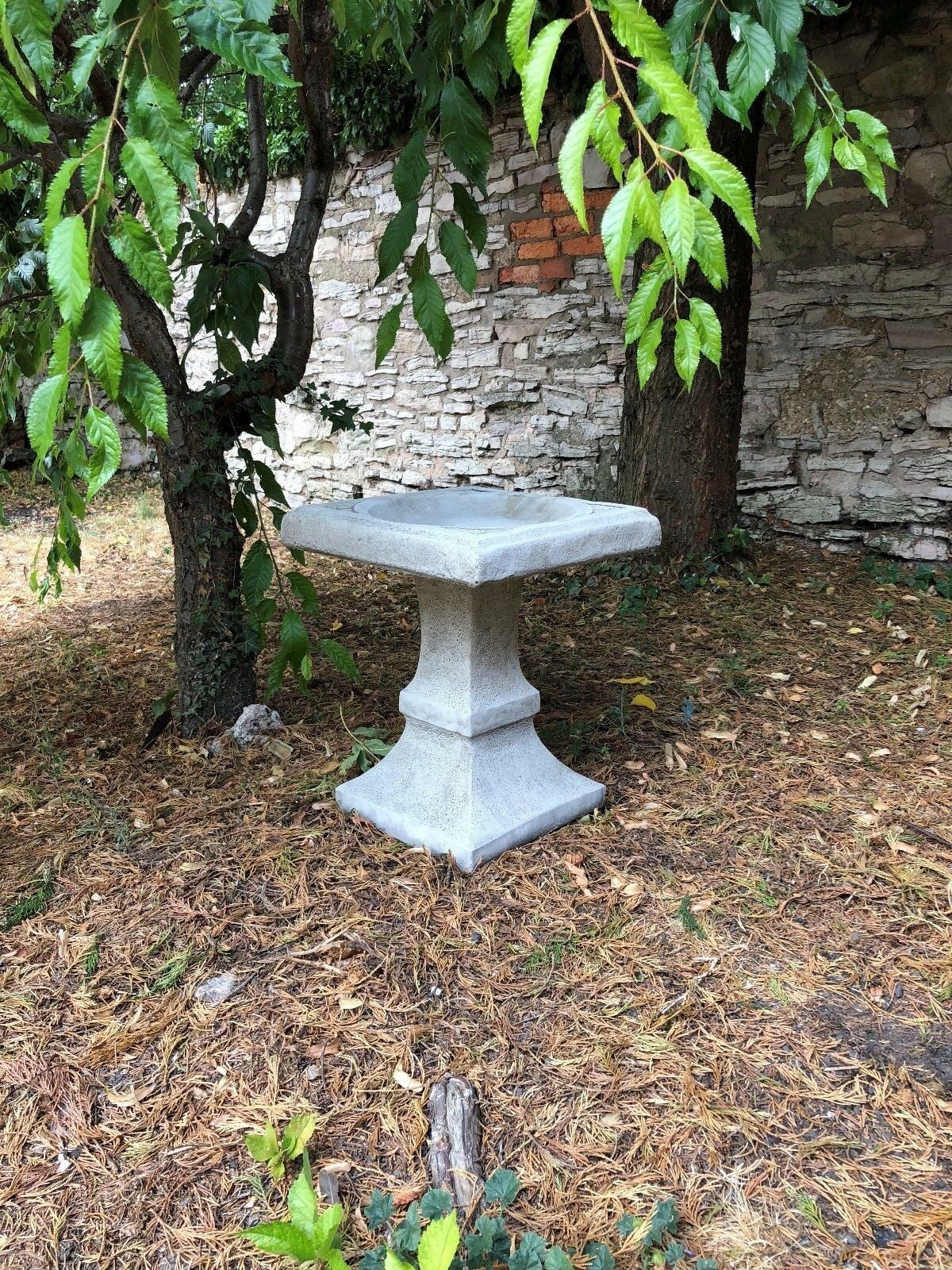 Stone Square Garden Bird Bath Sculpture