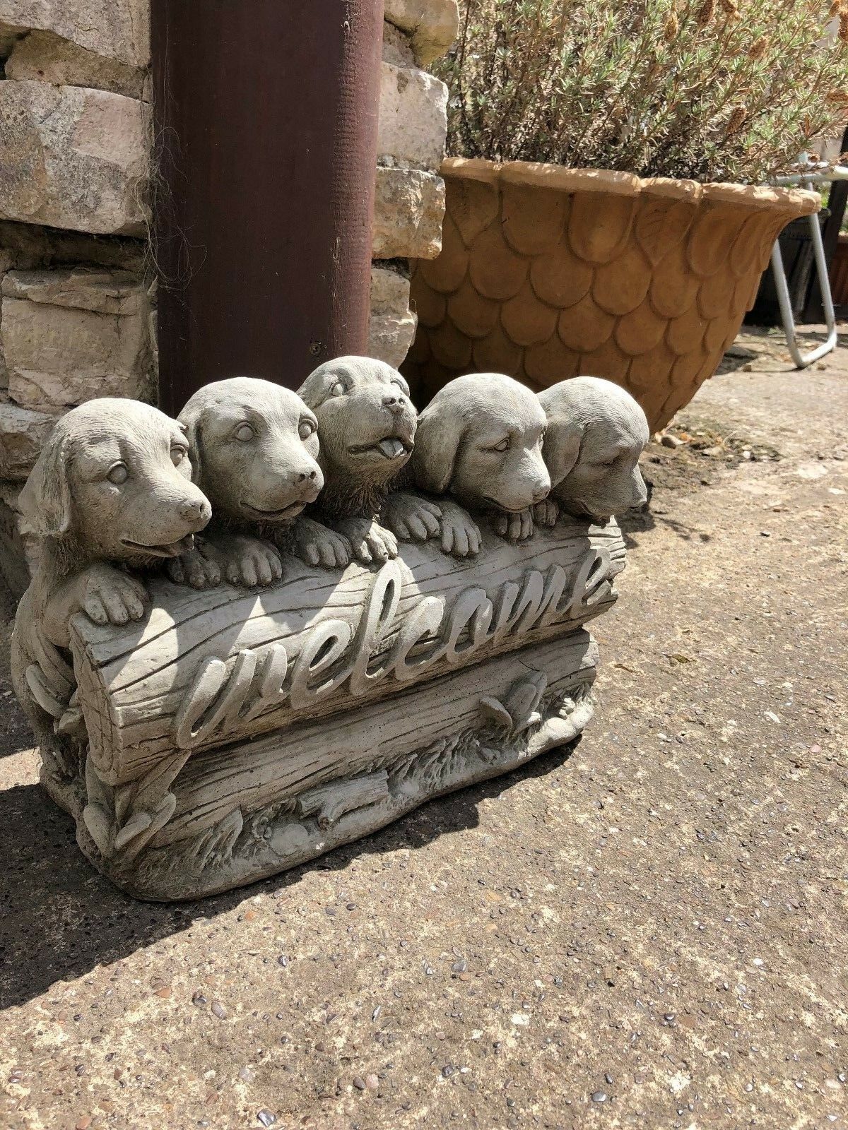Stone 'Welcome' Puppies Sign Ornament
