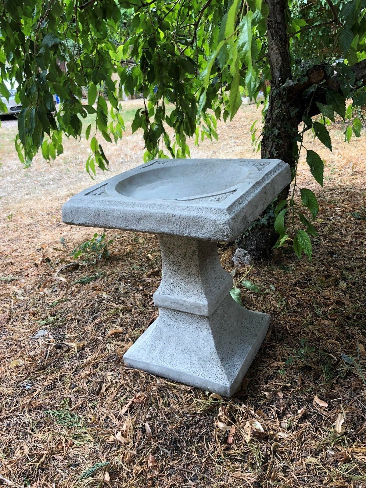 Stone Square Garden Bird Bath Sculpture