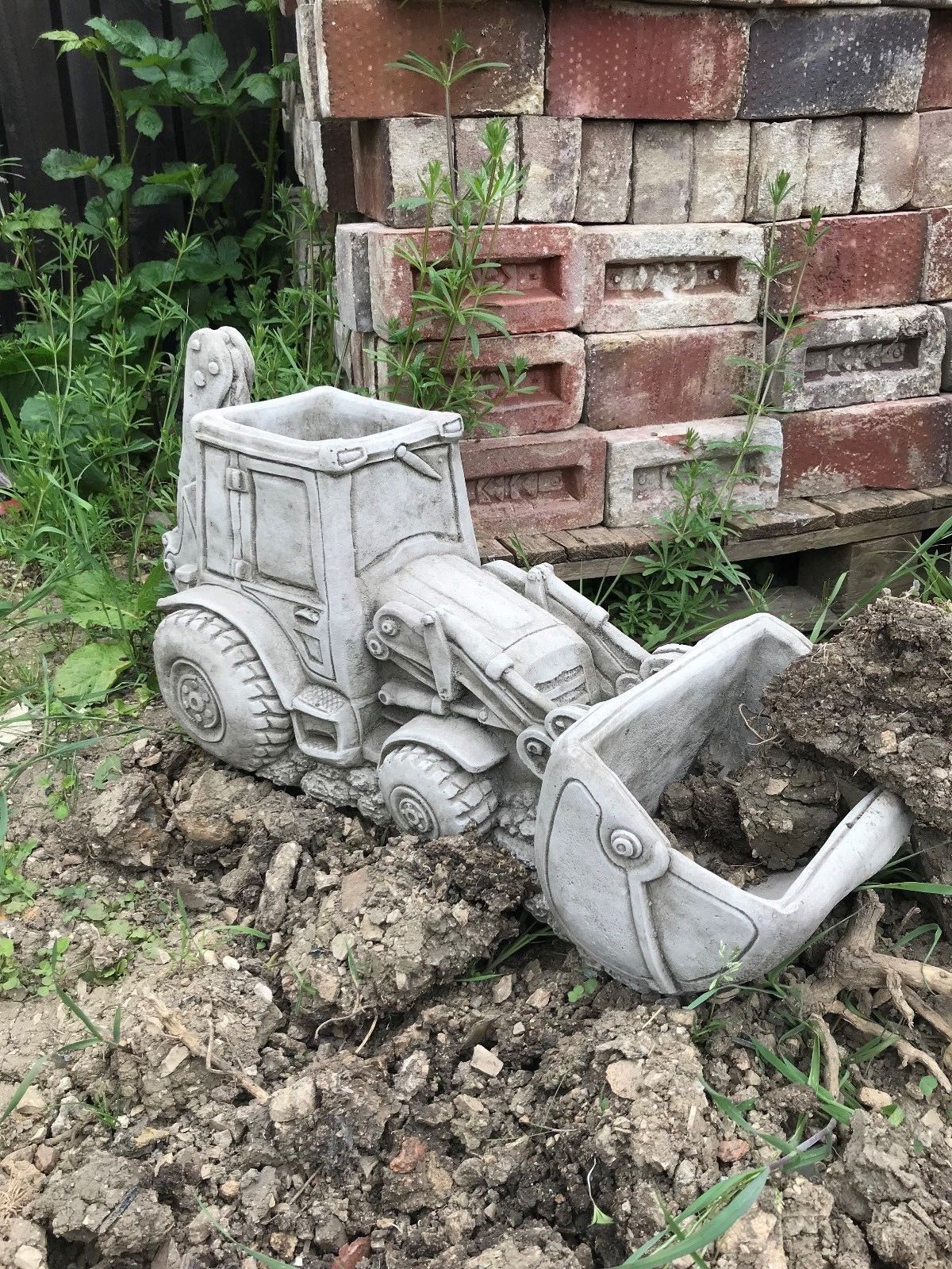 Stone JCB Shovel Digger Planter
