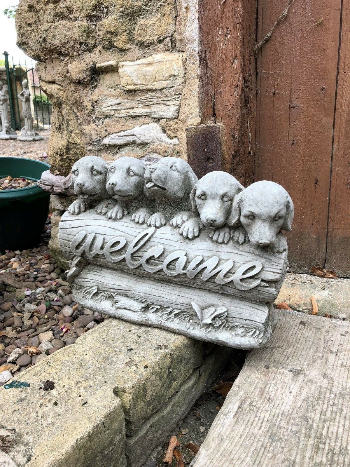 Stone 'Welcome' Puppies Sign Ornament