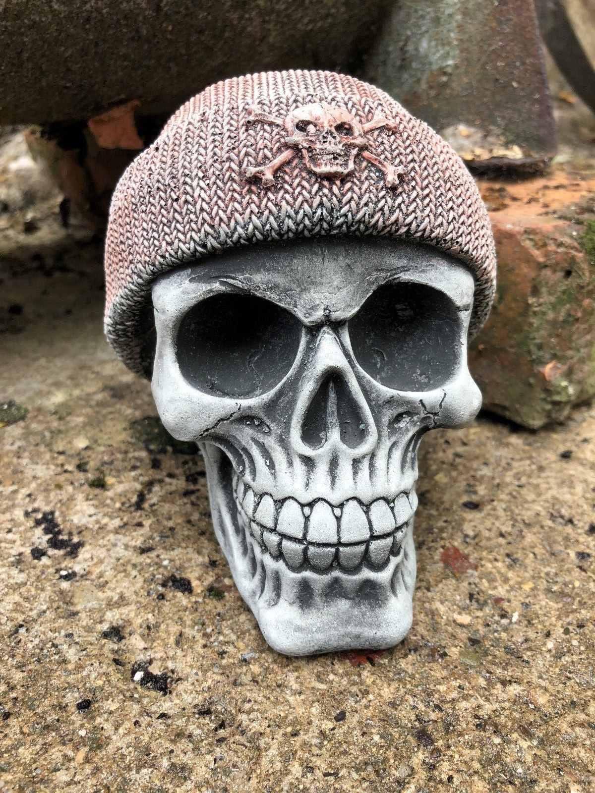Stone Beanie Hat Skull Ornament