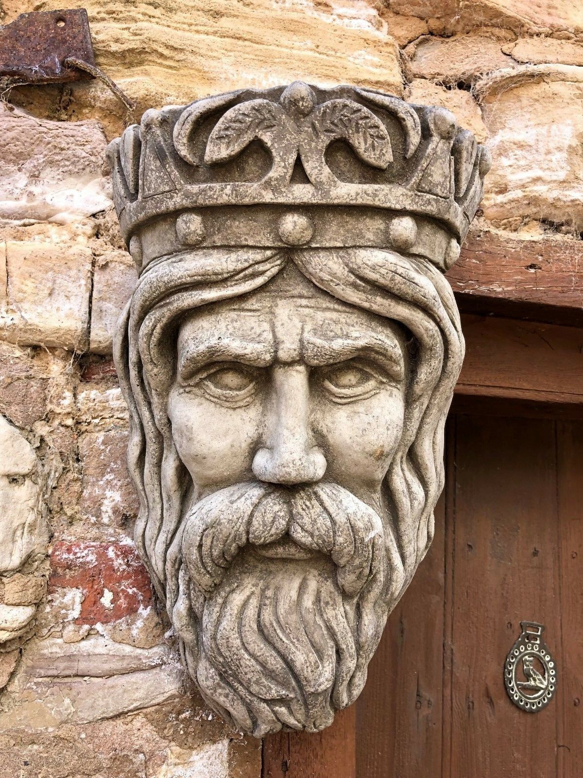 Stone Crown King Planter