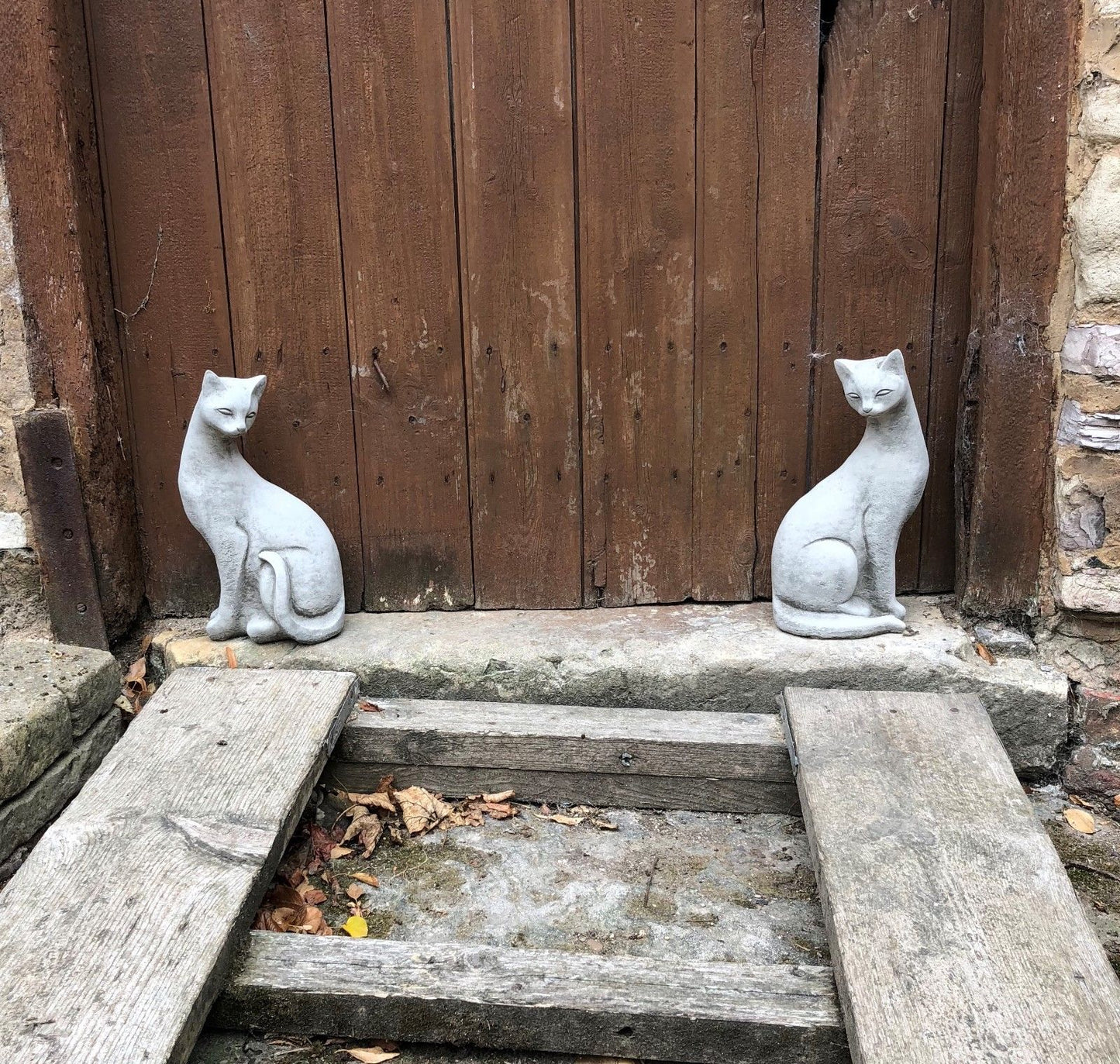 Set of 2 Stone Siamese Cat Ornaments