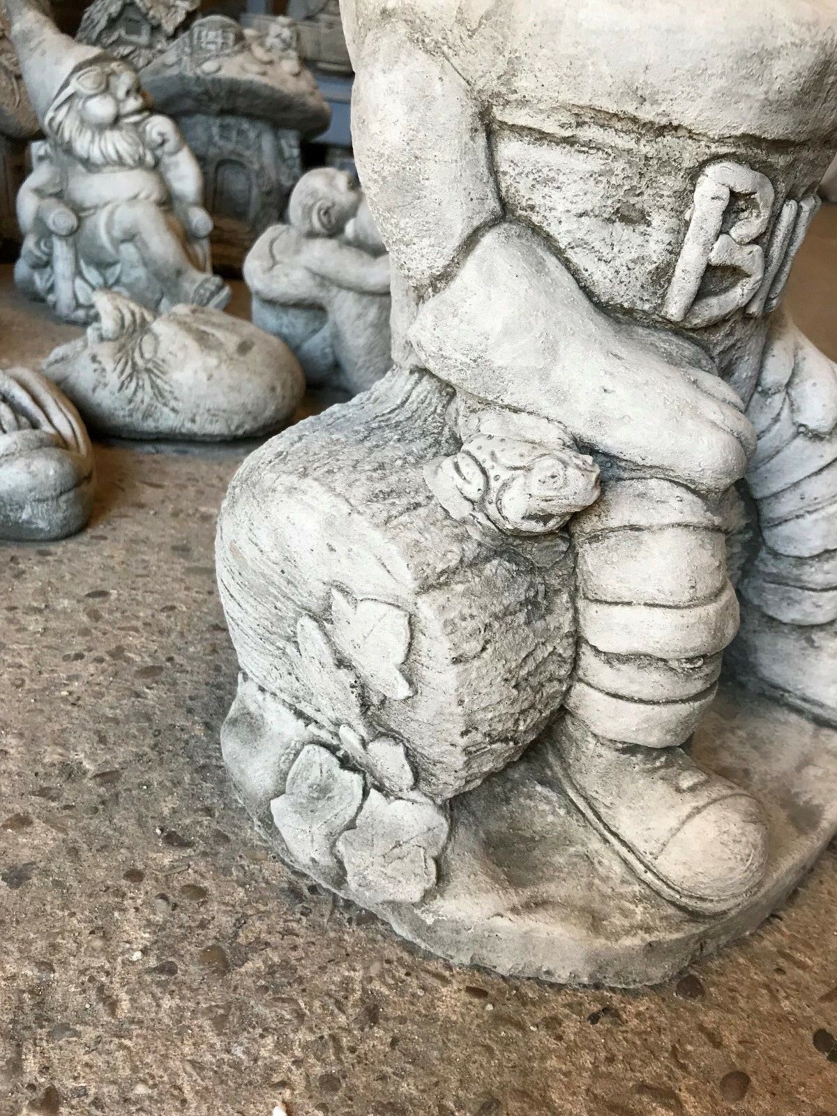 Stone Bill & Ben Flower Pot Ornaments