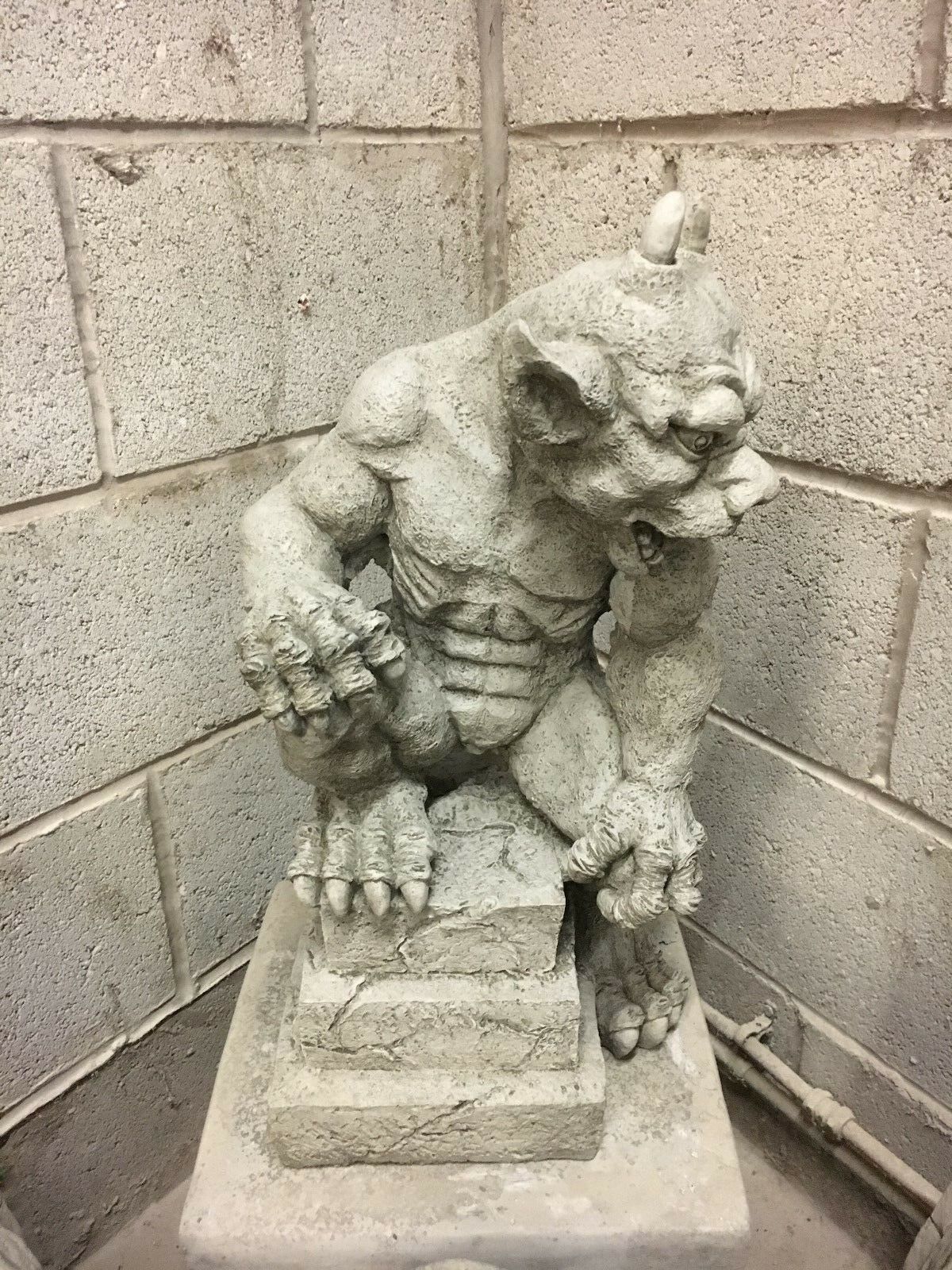 Stone Guardian Gargoyle Statue