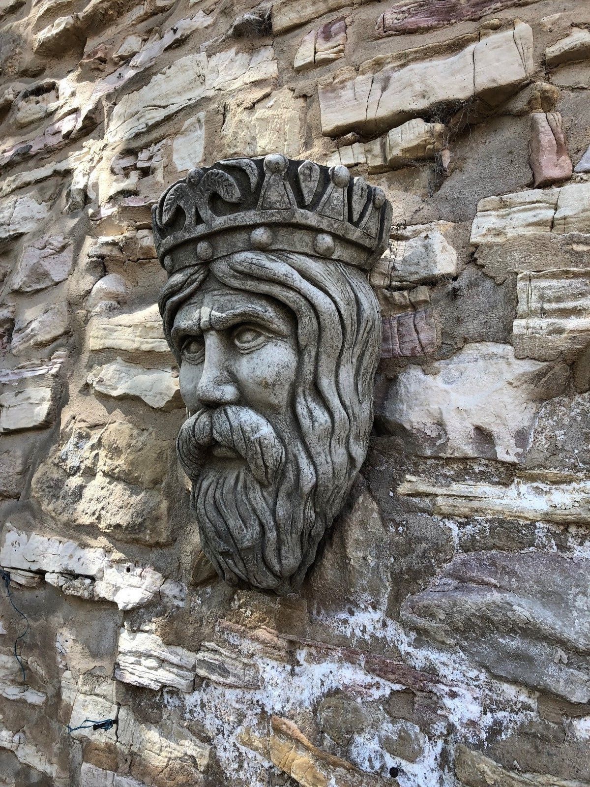Stone Crown King Planter
