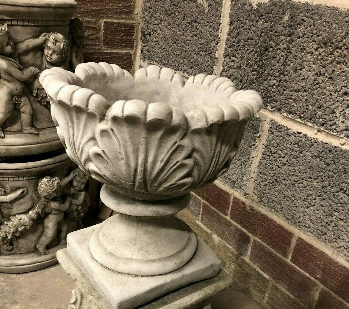 Small Tulip Garden Planter Pot with Antique Finish