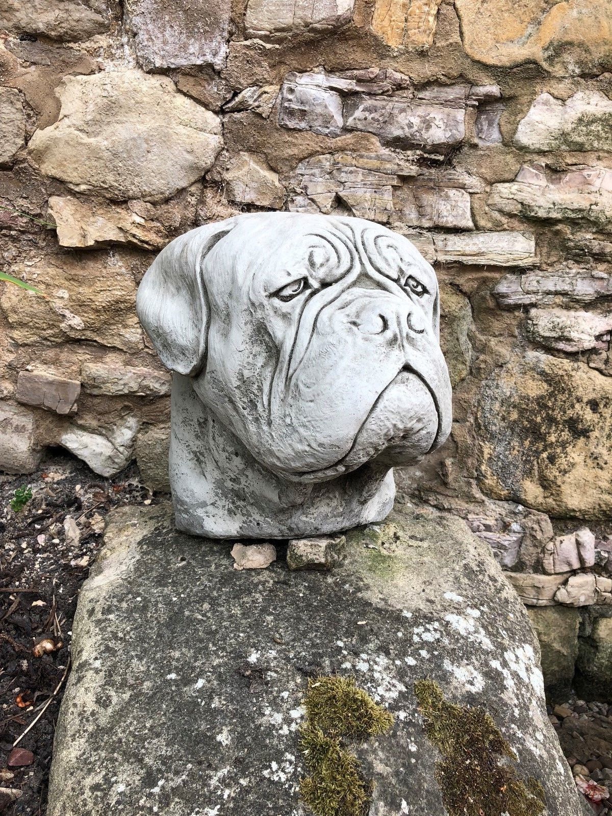 Stone Dogue De Bordeaux Finial