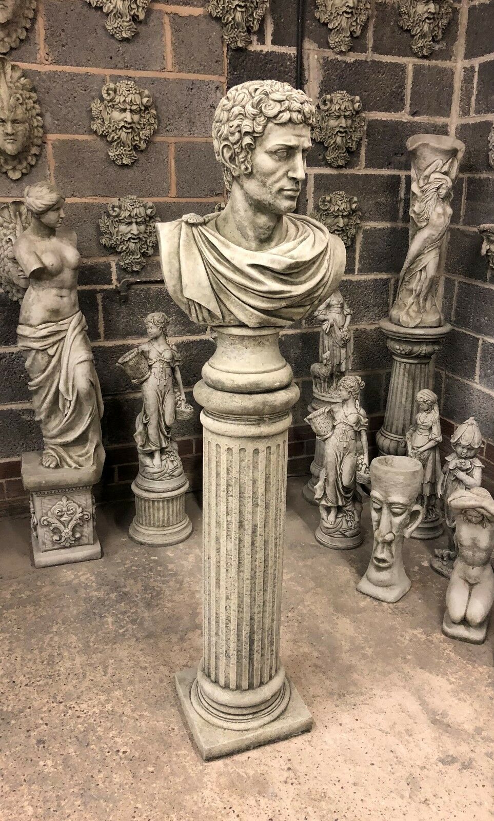 Marc Anthony Garden Bust Ornament