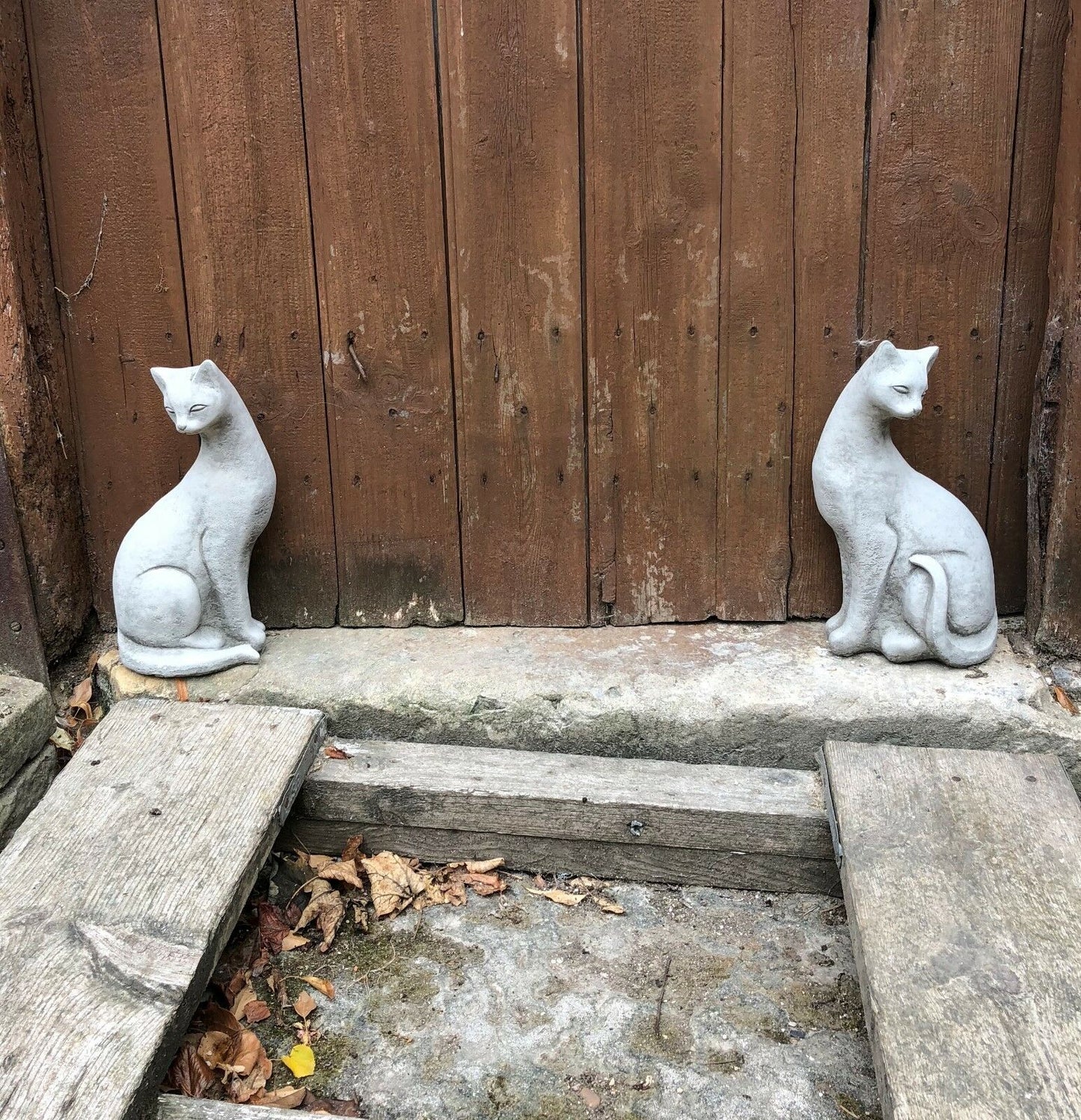 Set of 2 Stone Siamese Cat Ornaments