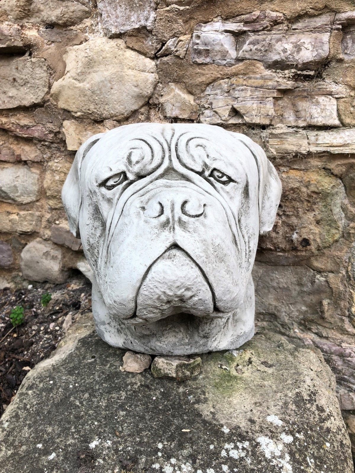 Stone Dogue De Bordeaux Finial