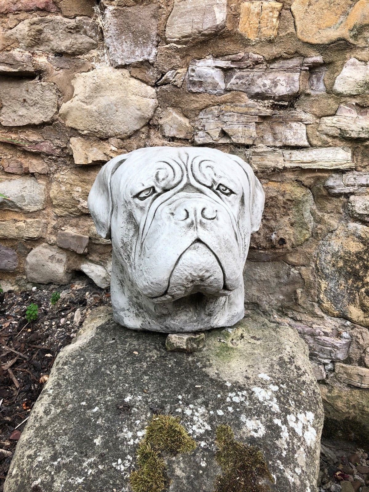 Stone Dogue De Bordeaux Finial