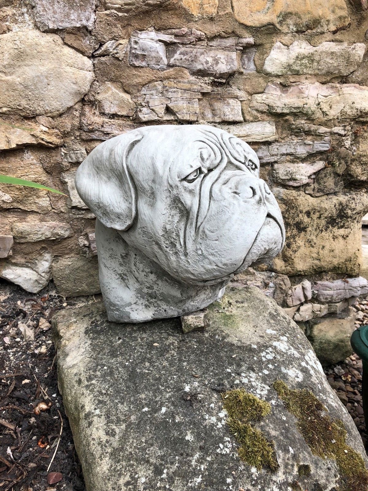 Stone Dogue De Bordeaux Finial