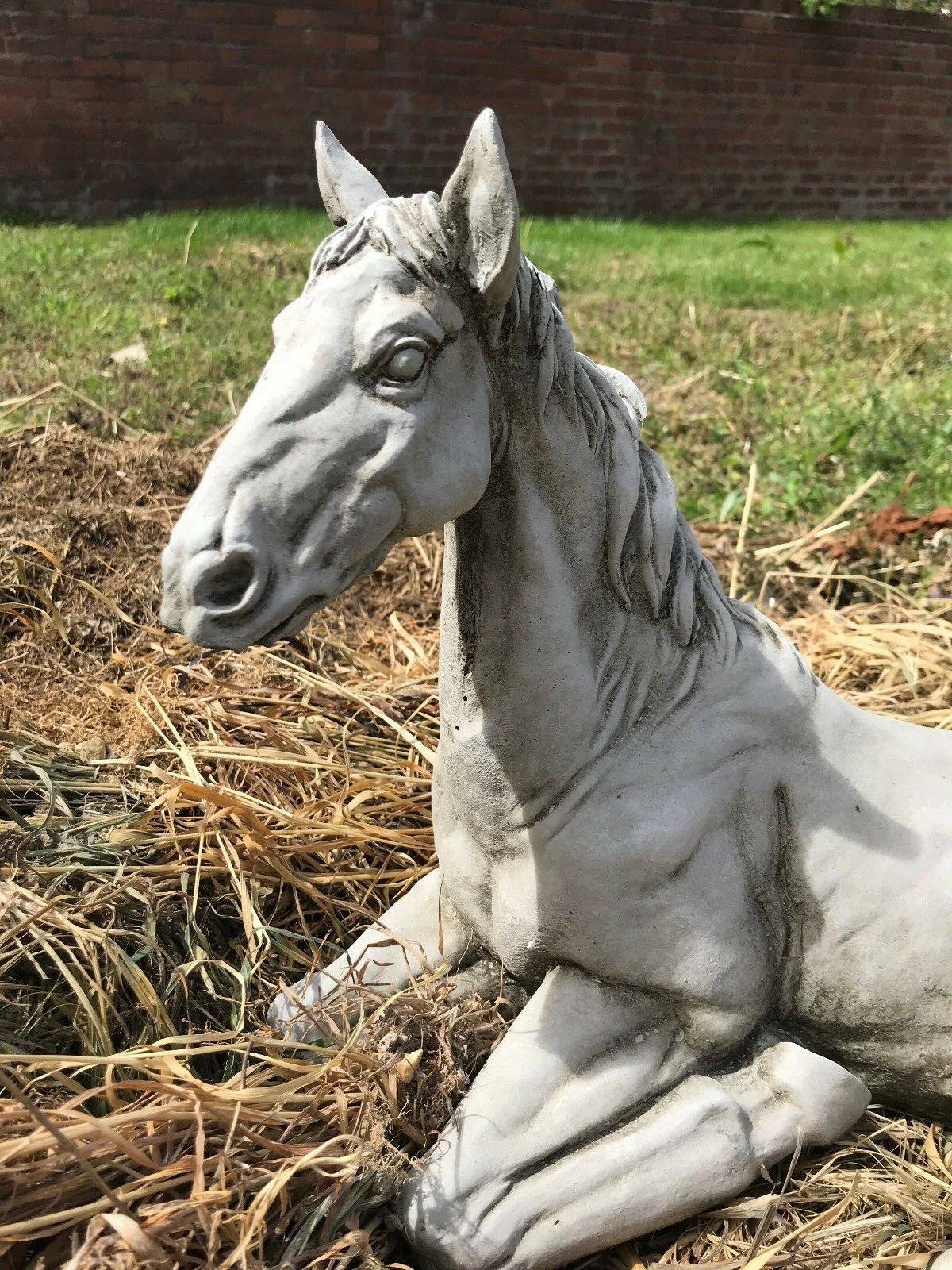 Stone Resting Horse Ornament