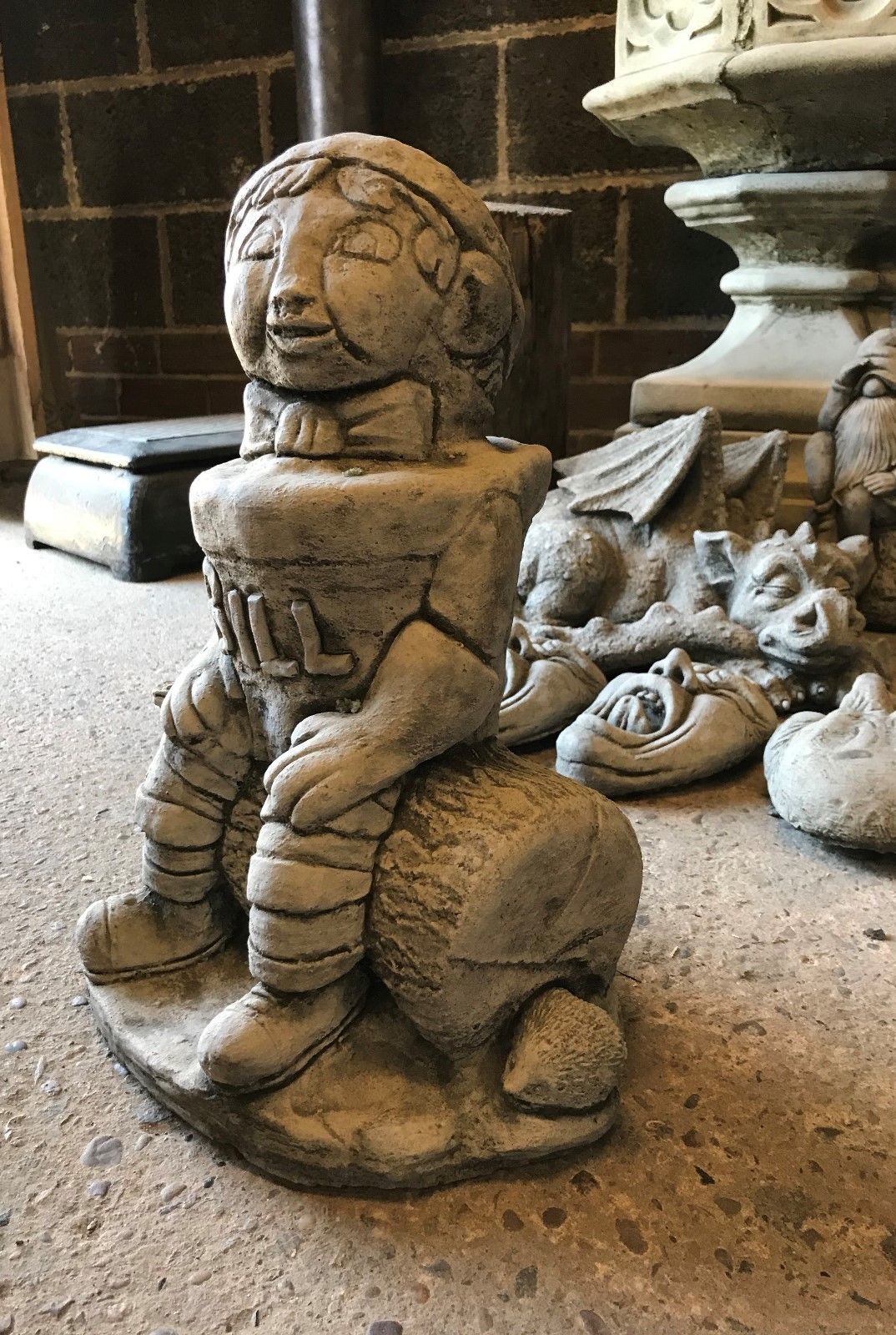 Stone Bill & Ben Flower Pot Ornaments