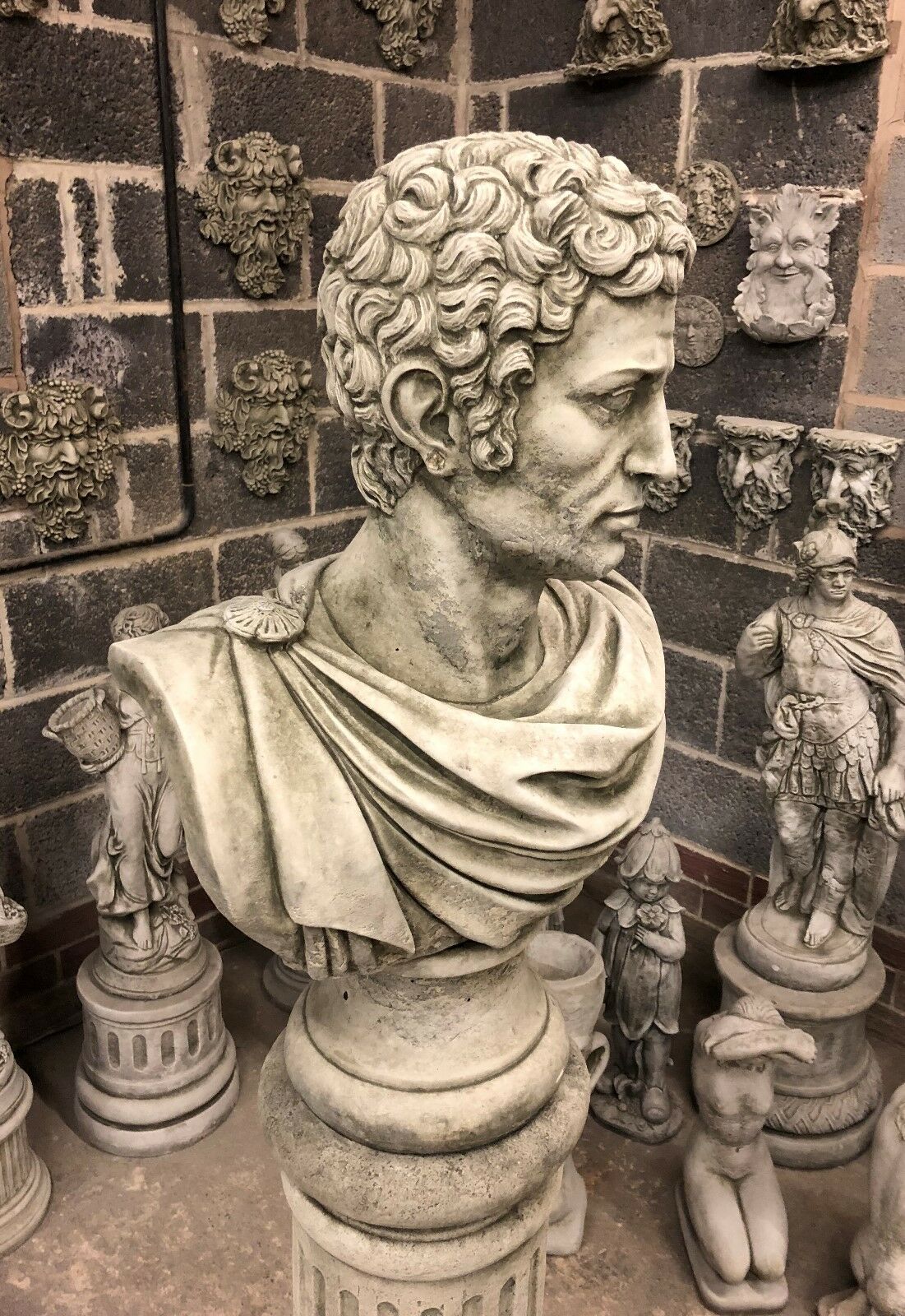 Marc Anthony Garden Bust Ornament