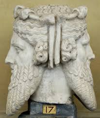 🏛️ The God of the Gateway: Janus and the Two-Faced Statue
