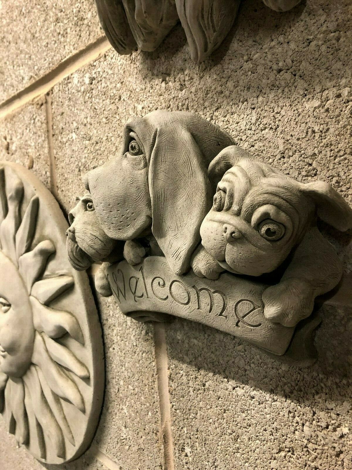 Stone 'Welcome' Dog Wall Plaque