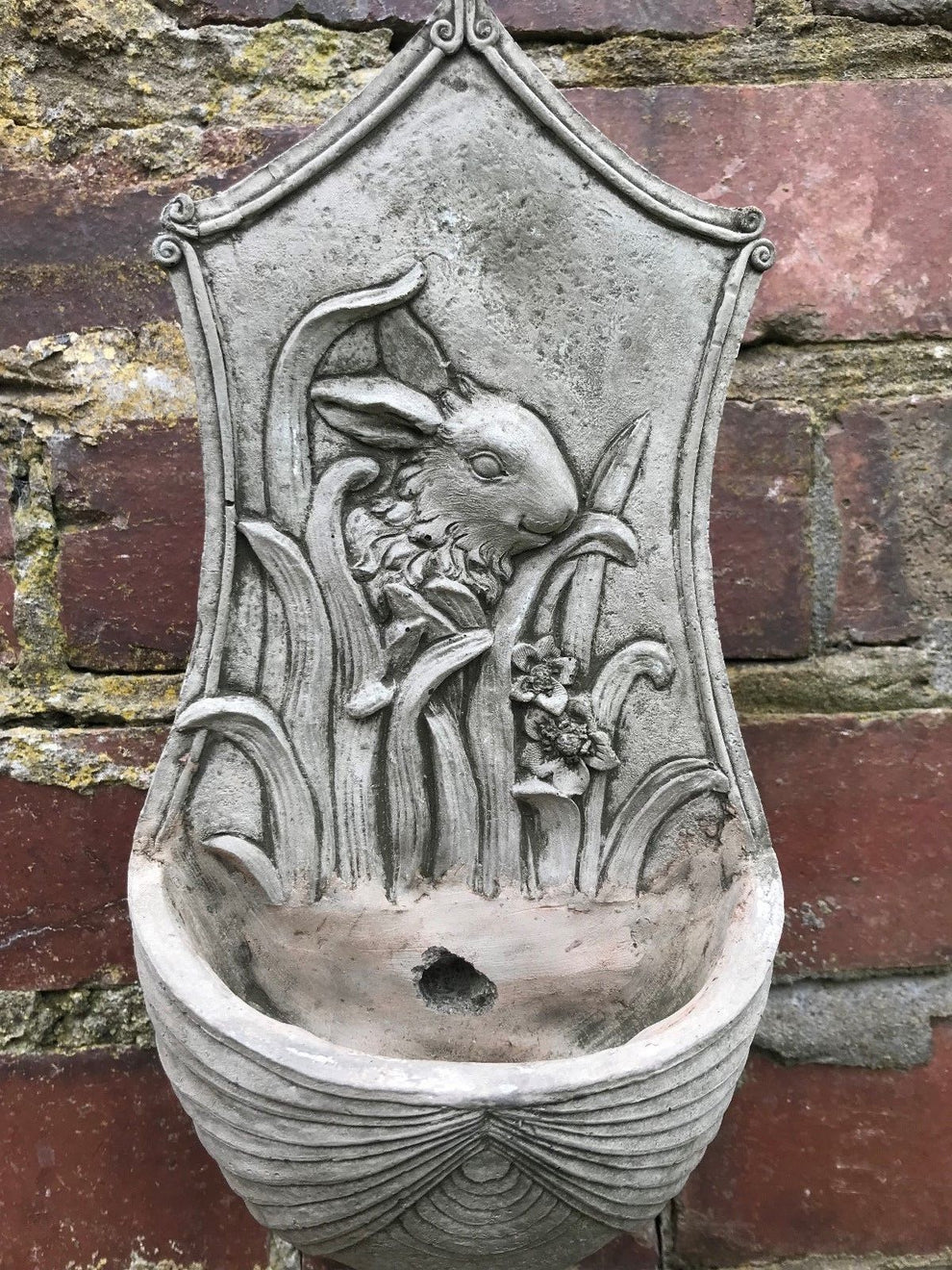 Stunning Stone Rabbit Garden Wall Planter – SaraStoneOrnaments