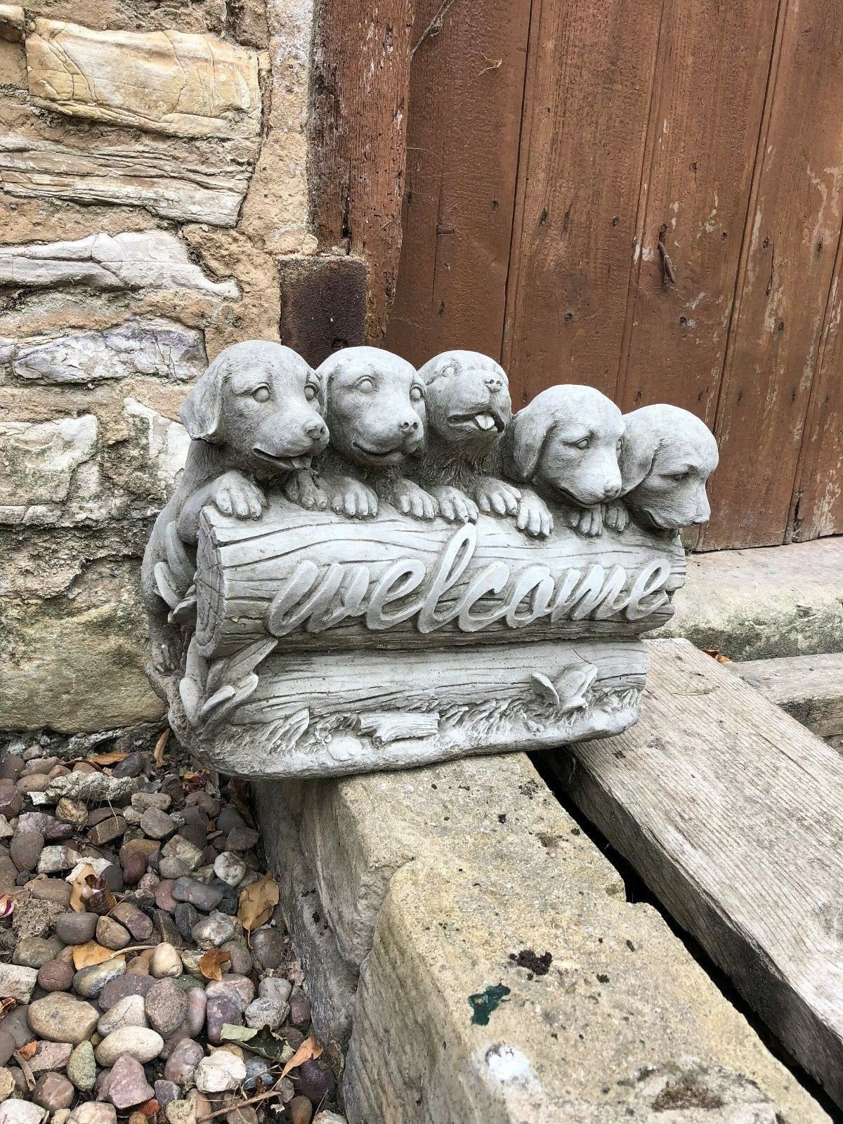 Stone 'Welcome' Puppies Sign Ornament 